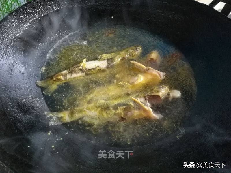 家常嘎鱼这样做，肉嫩味美，看着都馋人