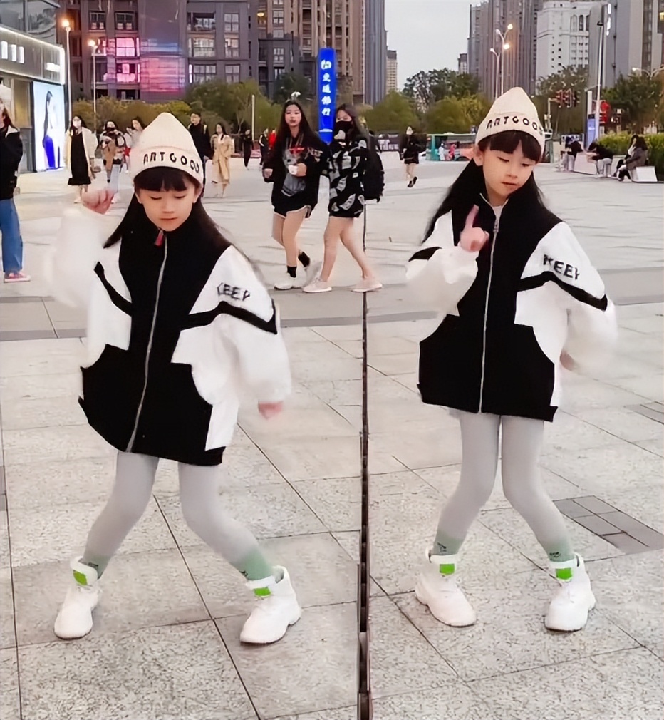 全网最默契姐妹花：“复制粘贴”双胞胎，自学跳舞圈粉1600万