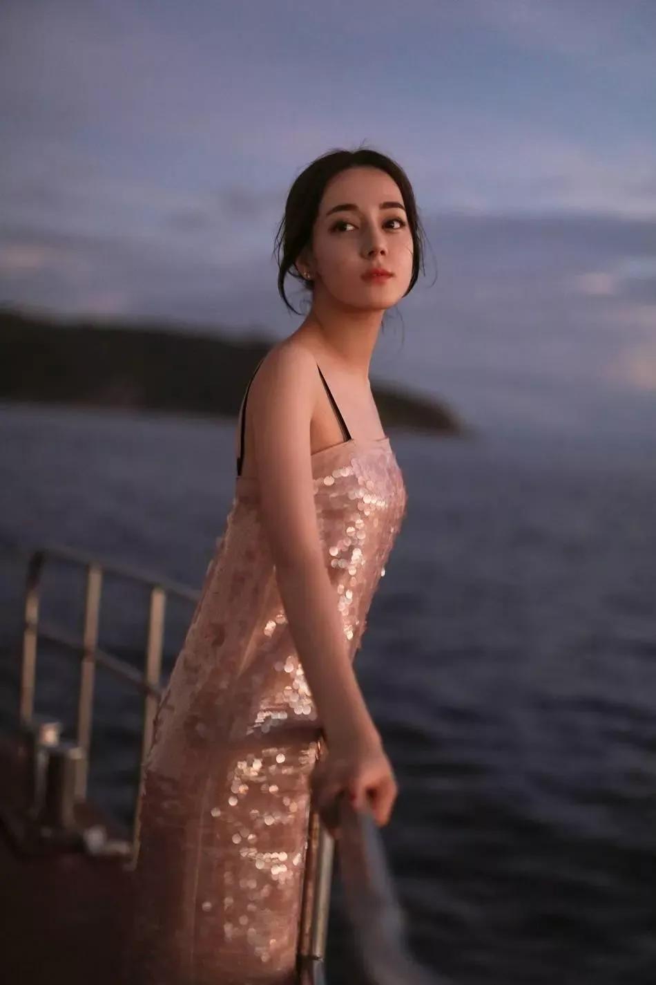 花见花开的迪丽热巴