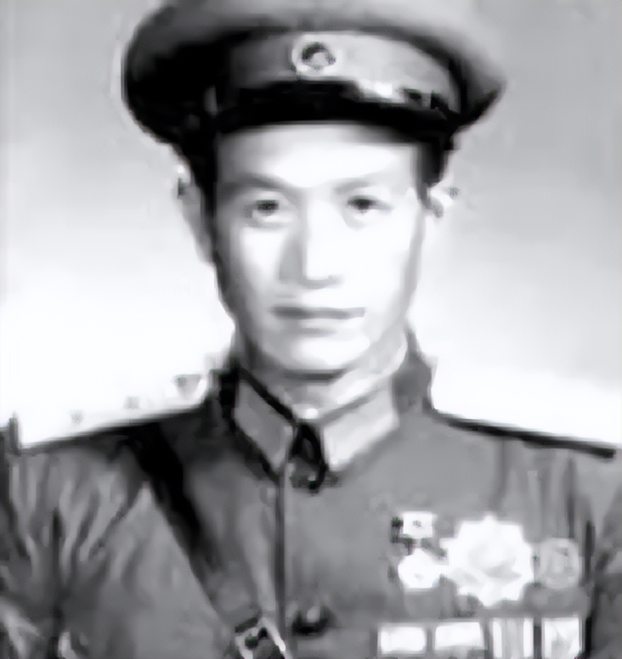 样板戏原型，靠化妆拿下南朝鲜第一军团，杨育才司令员的真实故事