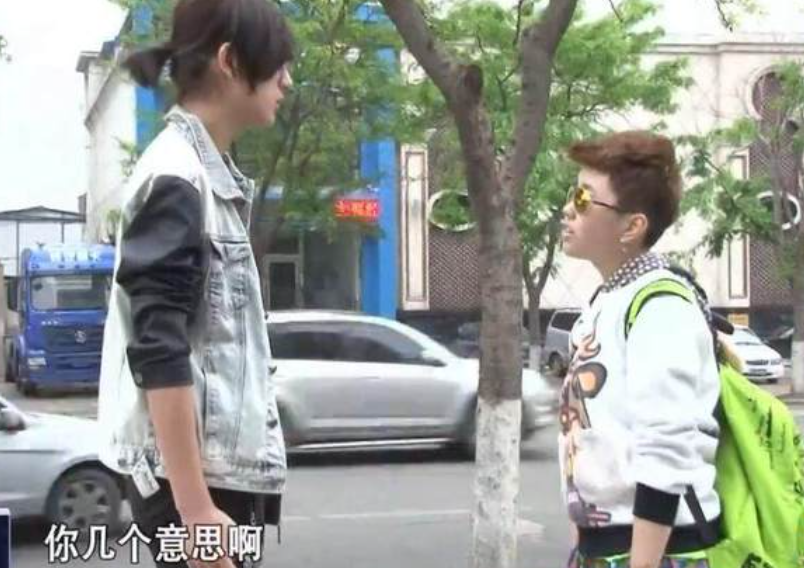 《变形计》里与李宏毅打架，14岁辍学的陈佩雯，如今却整容过度？