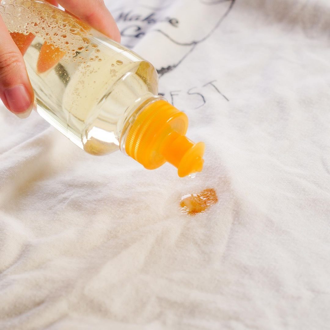 顽固脏衣难清洗？日本主妇7招高效洗衣诀窍，衣服去污又洁白