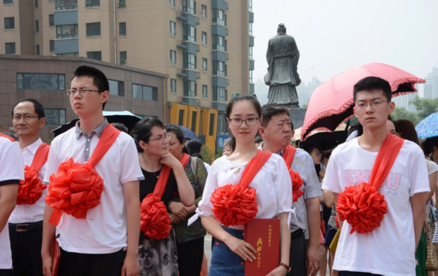 高考状元和竞赛保送，同样都是难得的人才，但差别却不是一星半点