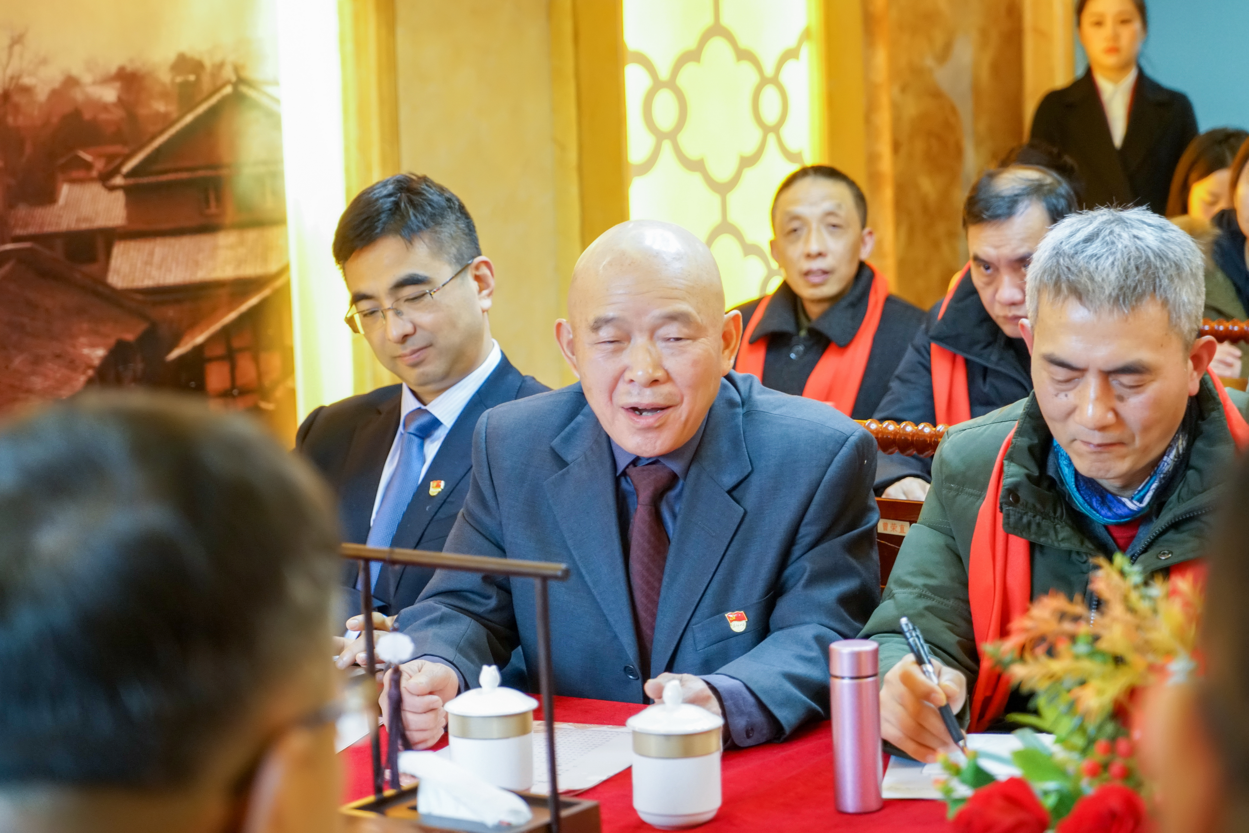 福虎迎新春 共叙仁德情&mdash;&mdash;宜宾市二医院举行2022年新春座谈会