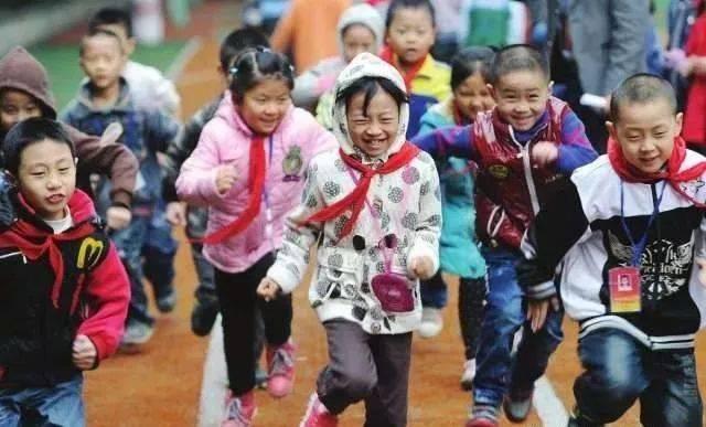 重庆最新消息：部分学校寒假假期已调整，学生们可提前放假回家