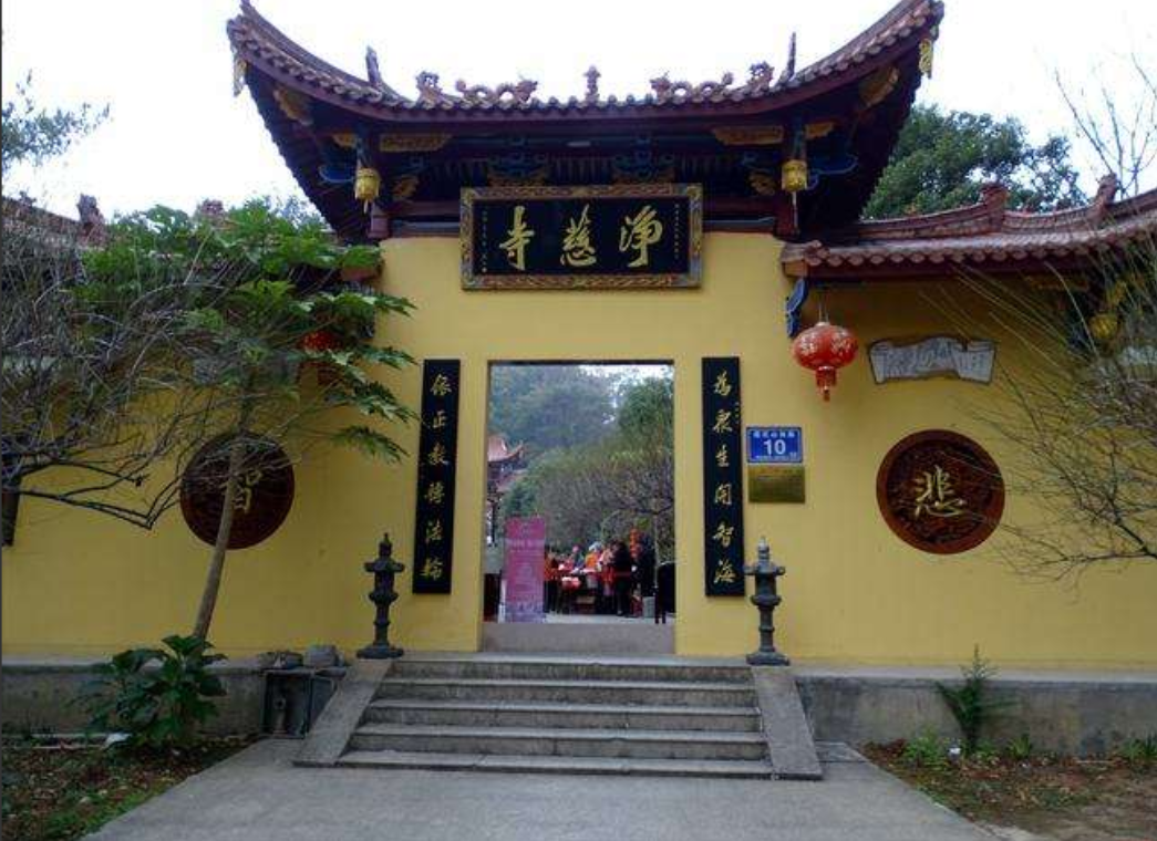 通缉犯徐心联：潜逃17年，初中生混成佛门高僧，一部手抄经卖50万