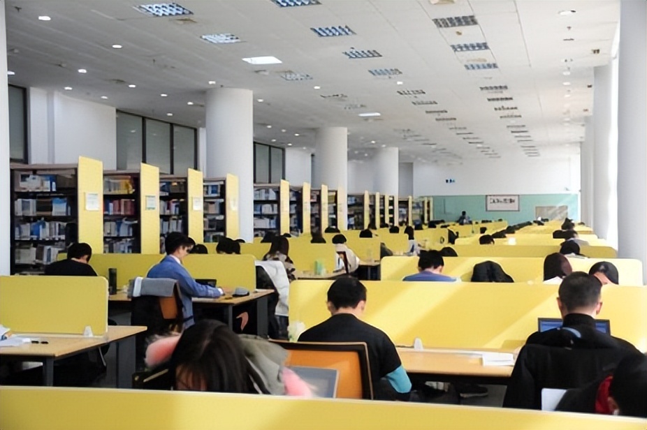 上海海事大学：除了航运、物流、海洋学科，还有哪些专业值得报考