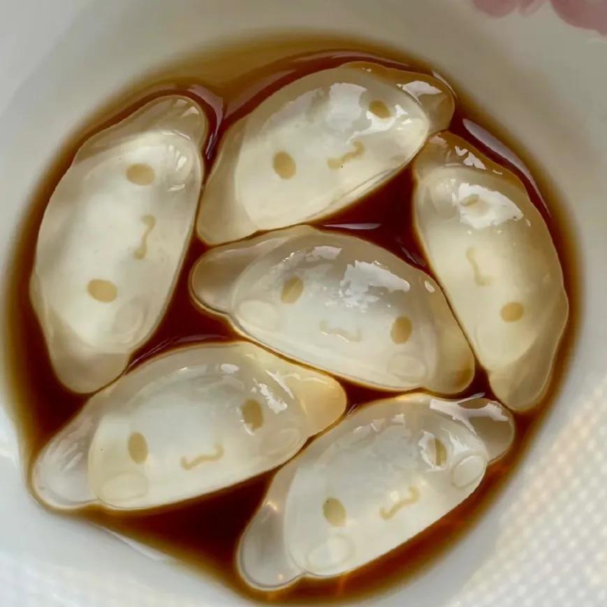 玉桂狗做法？炎热的夏天，来一碗可爱的玉桂狗冰粉吧