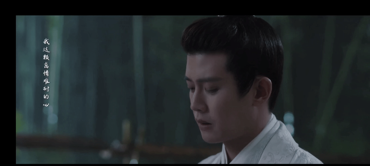 #任嘉伦#皇叔打伞☔的这两个镜头很赞