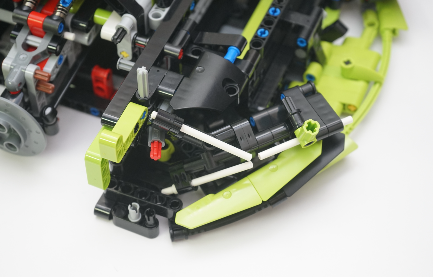 必入的乐高科技超旗舰:42115 兰博基尼 sián fkp 37 - 114货源网