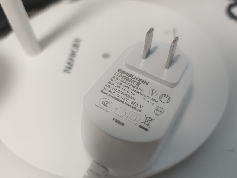 自适应智能调光，护眼当选实力派，实测南卡L1台灯到底值不值