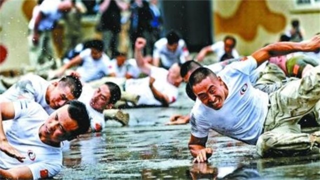 保镖训练营：每天20小时超负荷训练，练成后派到明星富豪身边