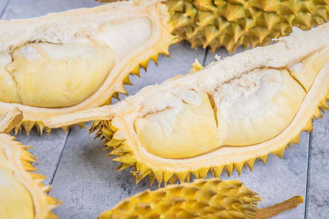 飞机上允许携带的物品清单 雨伞可以带上飞机吗