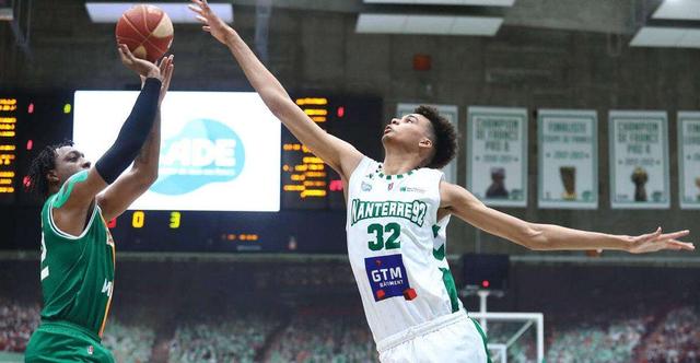 nba马刺名宿有哪些(名单多达19人，小心翼翼摆烂！多少年了，没见过这样的马刺)