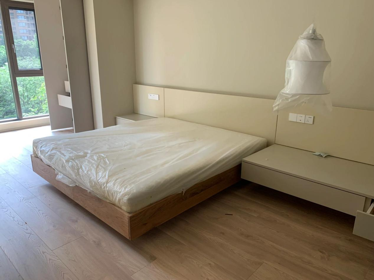 客厅书房一体化，大空间串联双阳台，一处酝酿诗意一处盛放生活