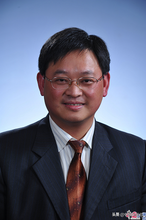 新一届武汉市政府领导班子成员工作分工公布：程用文负责全面工作，陈劲超负责常务工作