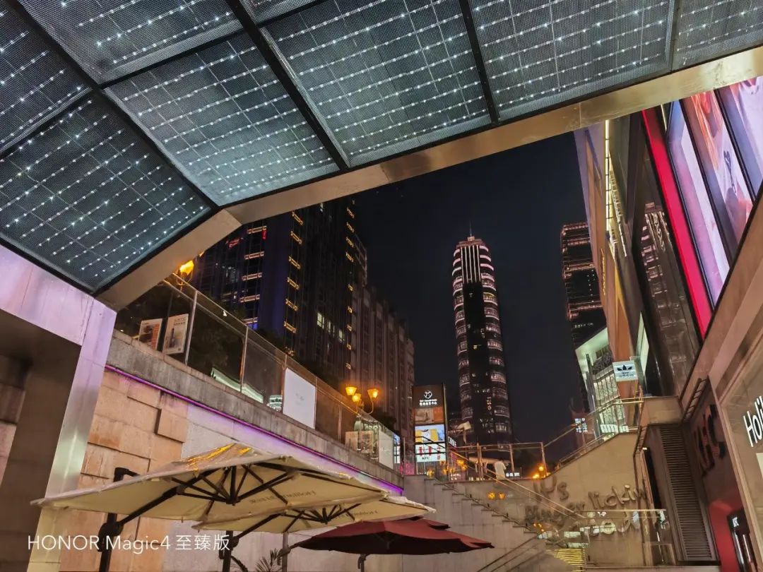荣耀Magic4 至臻版测评：影像旗舰中的“傻瓜相机”