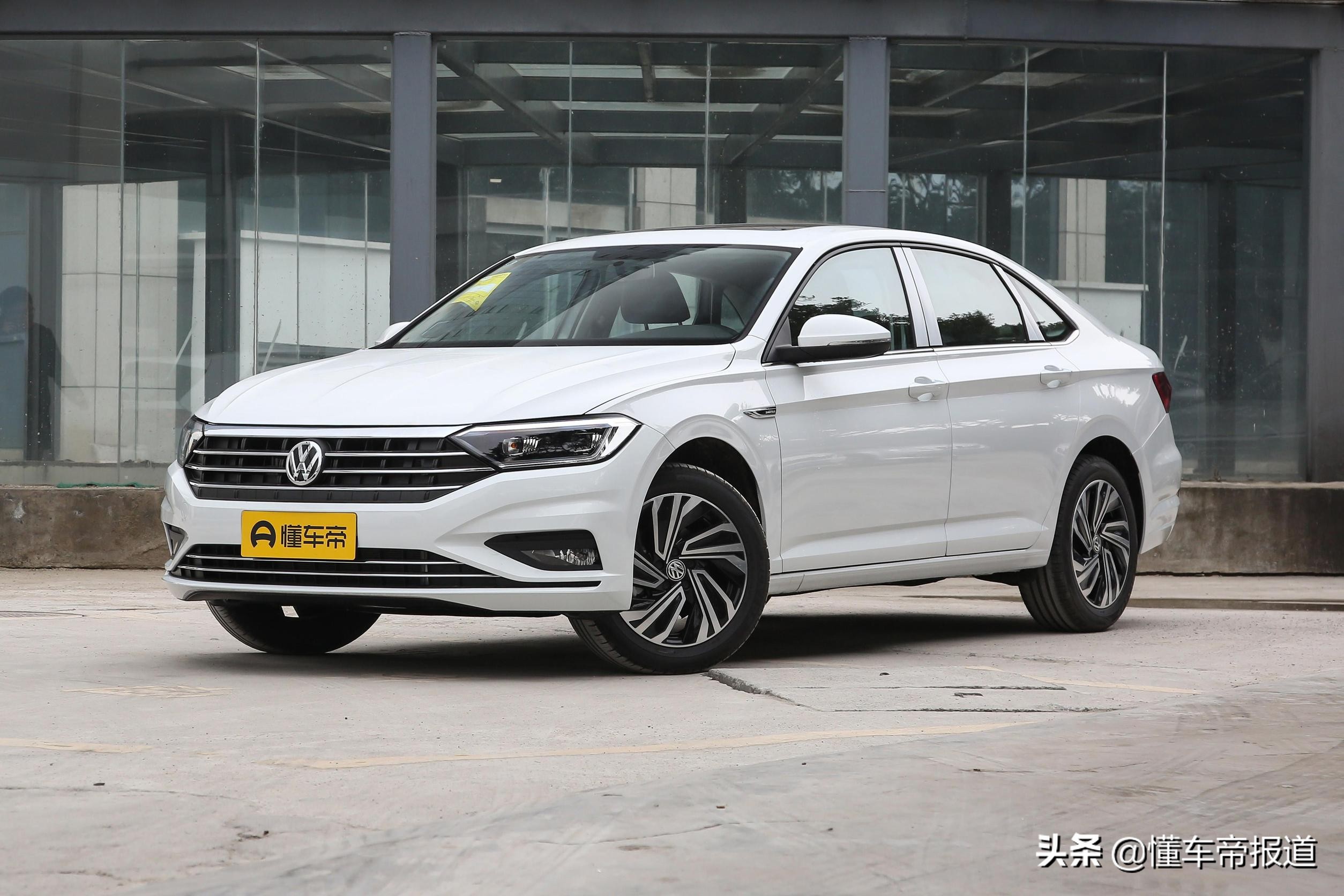 新车｜或对标速腾、轩逸，东风标致三厢轿车曝光
