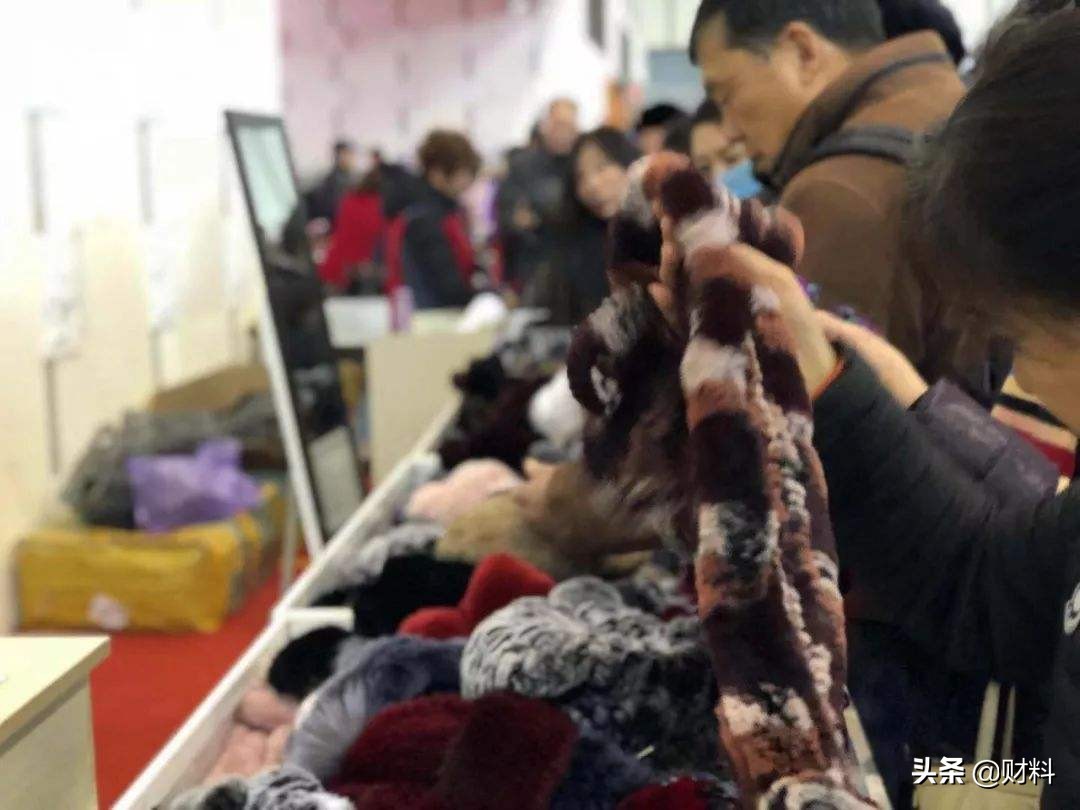 曾是公认的“软黄金”，上万一件都不缺客户，如今降价也无人问津