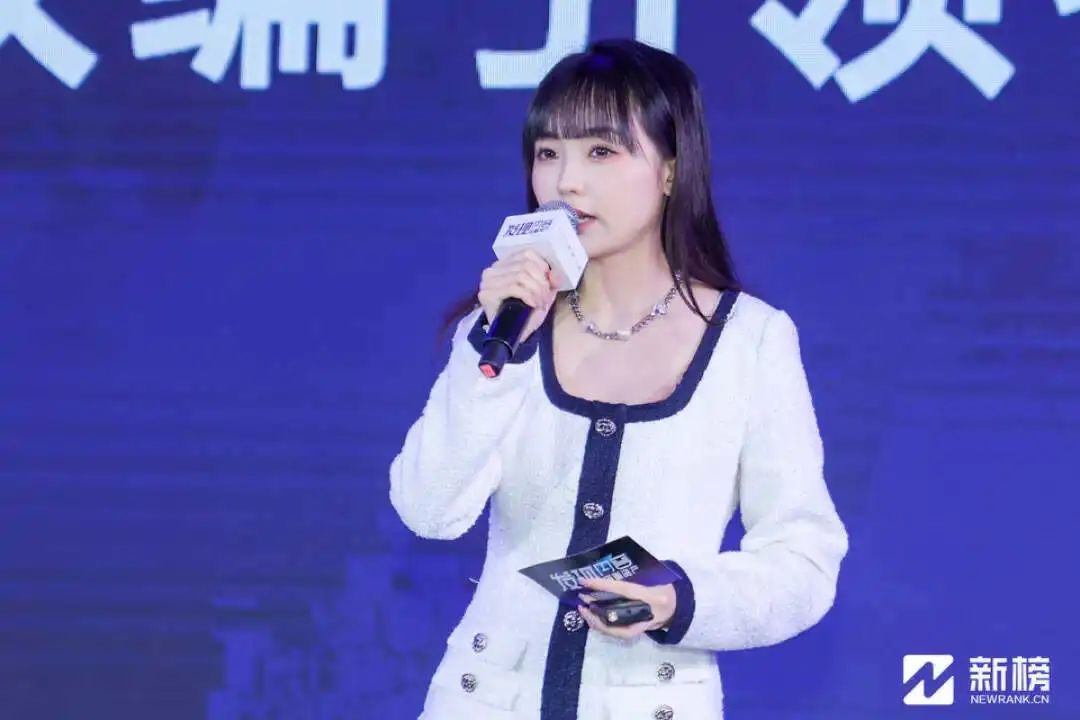 周杰伦为她转身，她为2000万粉丝搞笑：王乃迎的转型路与爆款心得