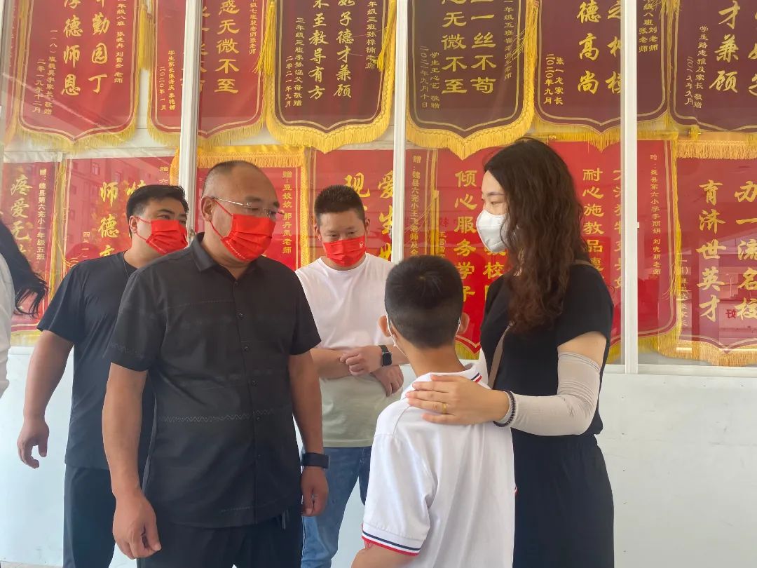 助學公益啟動！“魏愛”助學為四所學校貧困學生筑夢揚帆
