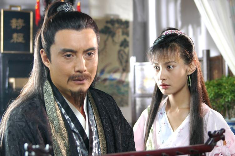 出国洗碗、扫厕所，被父亲告上法庭，王伯昭到底经历了什么？