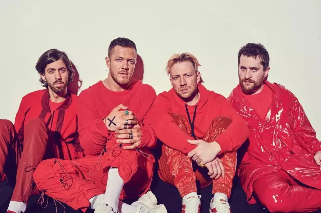 梦龙乐队：行走的CD机，因lol主题曲再次爆火，全网公认最燃乐队