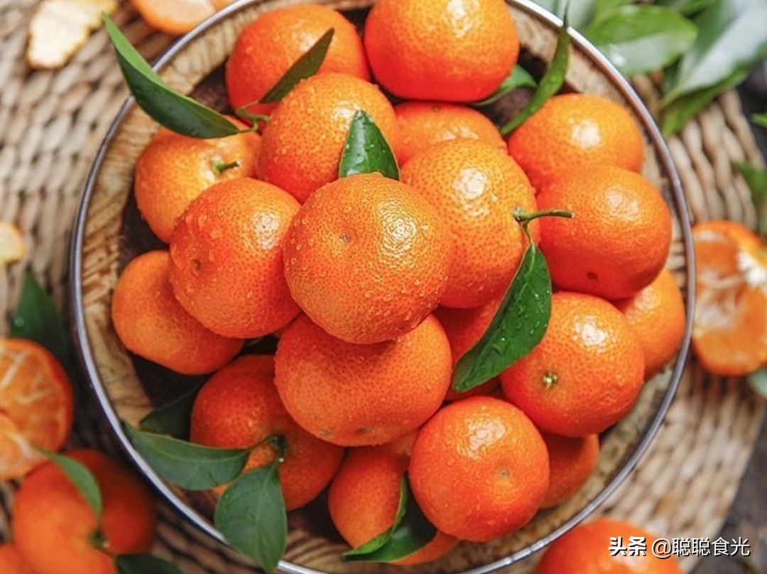 中国十大名橙品种推荐：赣南脐橙、秭归脐橙、奉节脐橙等优质柑橘选购指南