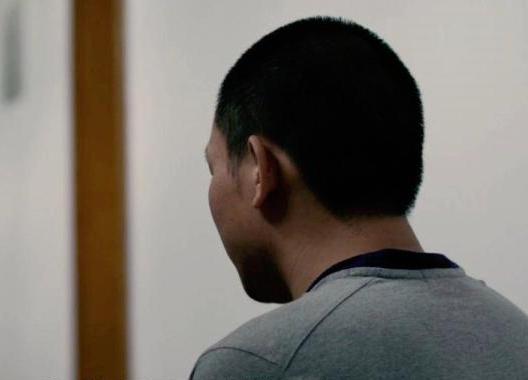 37岁的台湾女间谍许佳滢，利用金钱和美色，诱惑了21岁大陆的学生