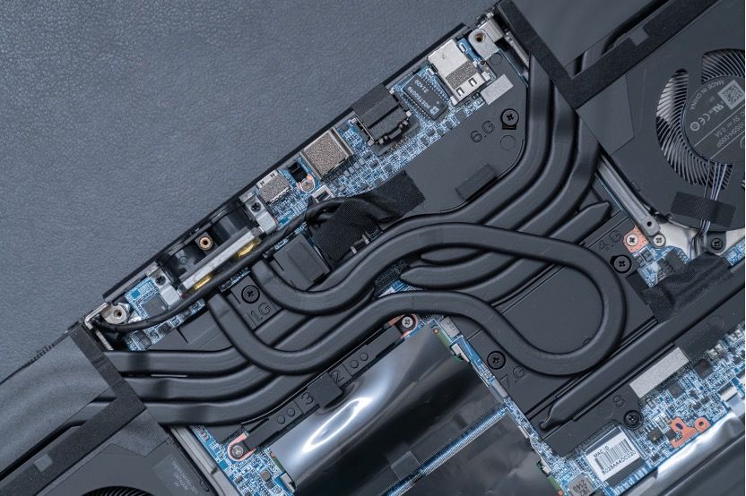 i9-12900H + RTX 3070 Ti 水冷超频游戏本有多强？机械师星辰 17 测评
