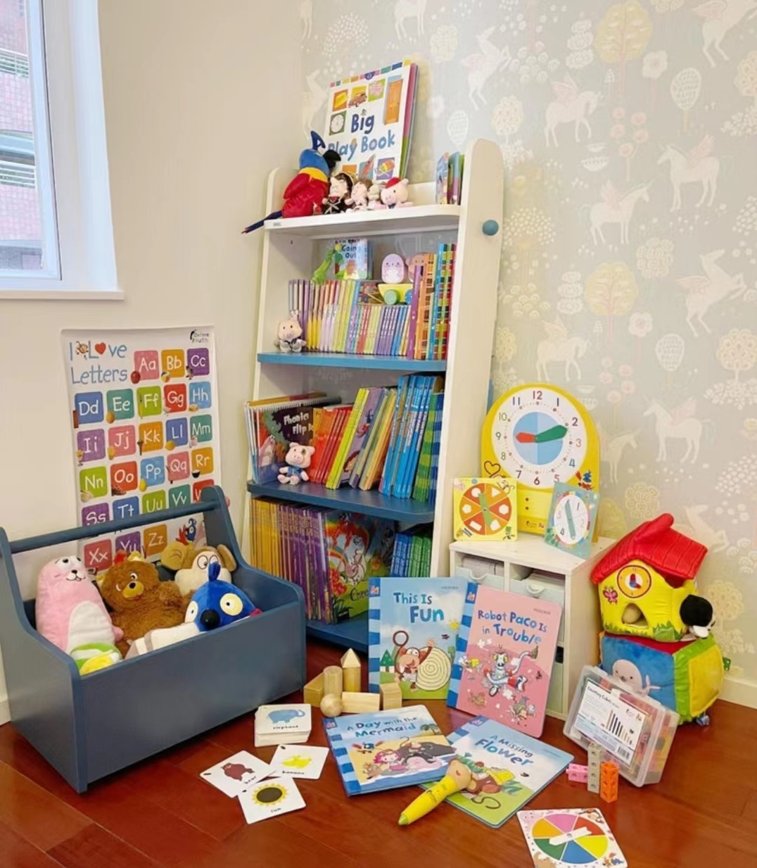 富贵！香港人气女神成功转型当KOL，升级豪门少奶奶夫家家境显赫