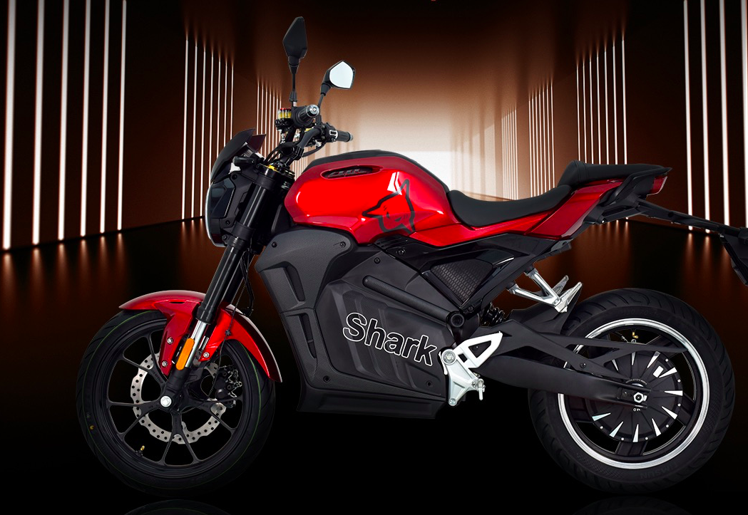 新蕾高速电摩评测:搭载5000w电机,动力足起步快,最高时速100km - 114