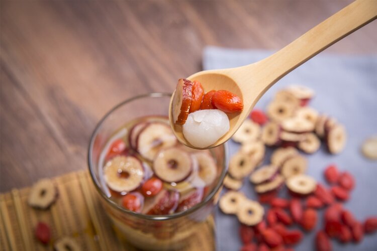 红枣是“补血圣品”，还能治贫血？红枣不补血，但3个好处别忽视