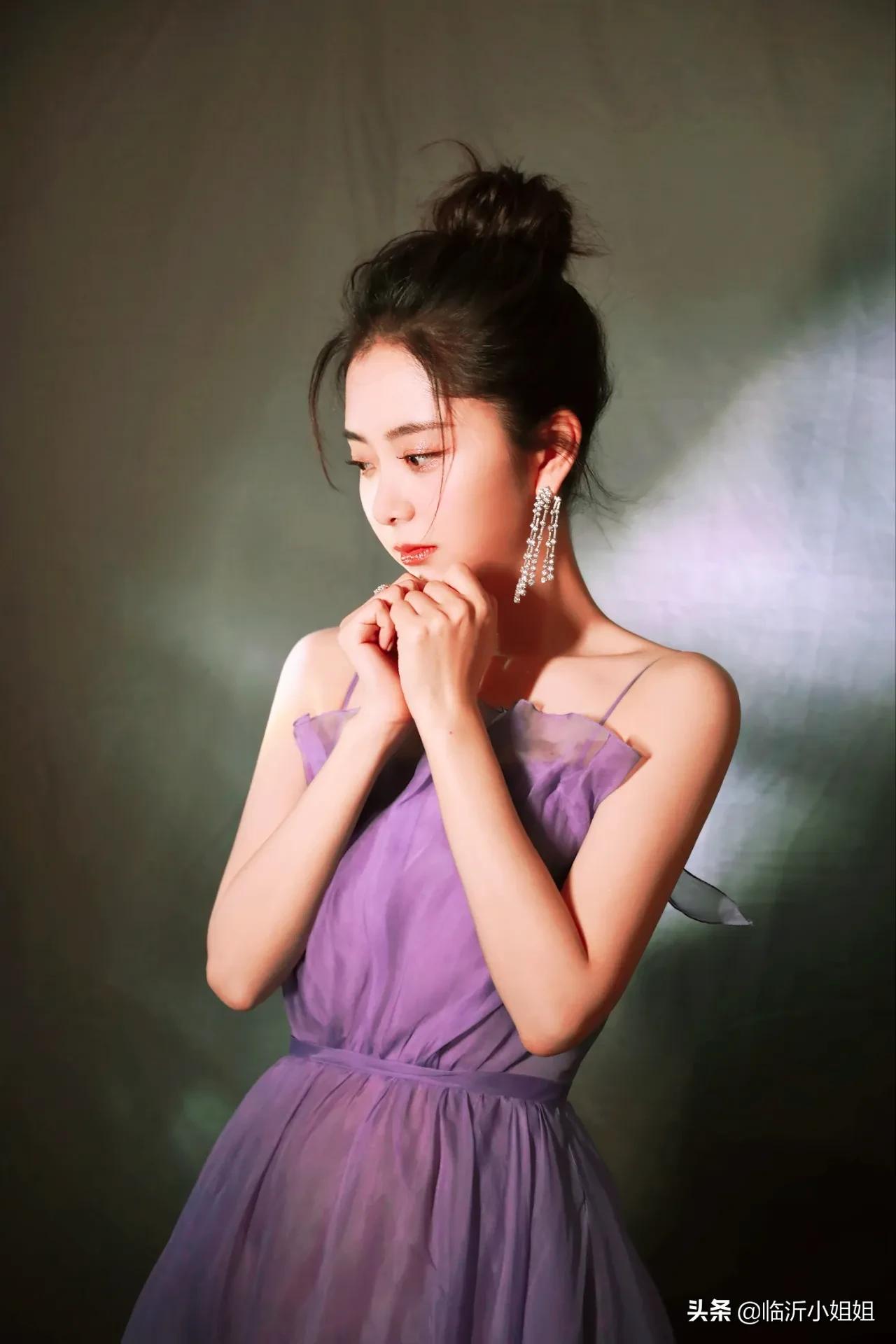 谭松韵，甜美可爱的精致美少女，灵动唯美的气息扑面而来