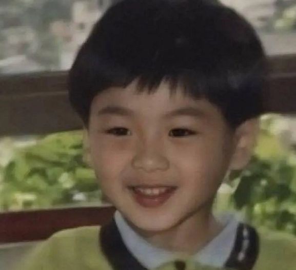 张若昀：我荒唐的父亲，自卑的童年，我的亲情带着泪