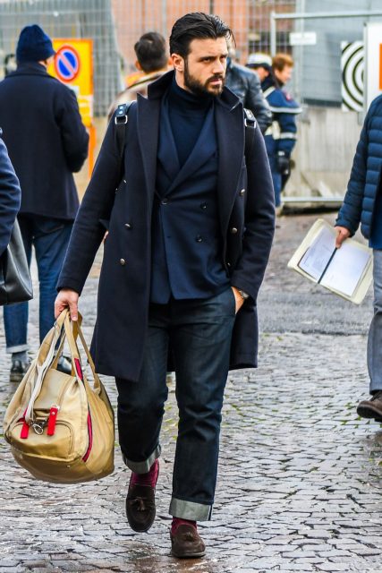 牛仔裤和皮鞋这样搭配,太绝了