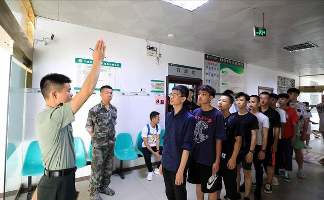 全国大学生征兵网（2022年春季征兵报名进行中）