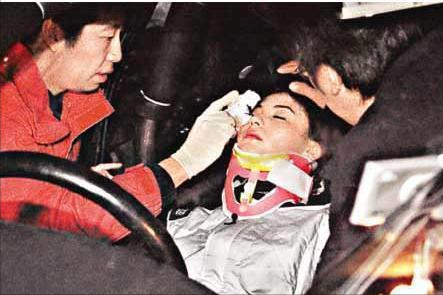 刘嘉玲被劫，谢霆锋入狱，张柏芝险丧命，20年前娱乐圈有多黑暗？