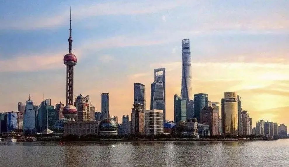 客户案例丨老黄给一位精英男士配了个意外险