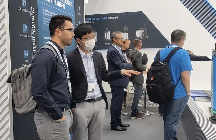 Hannover & Stuttgart | 斯坦德機器人亮相德國，帶你直擊現場