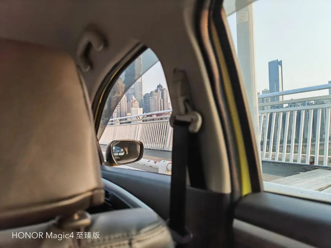 荣耀Magic4 至臻版测评：影像旗舰中的“傻瓜相机”