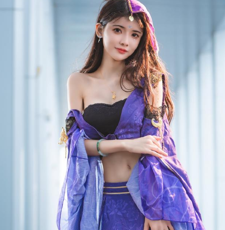 网红狗头萝莉微博回应整形，赚18万赔17万！-哪边嗨