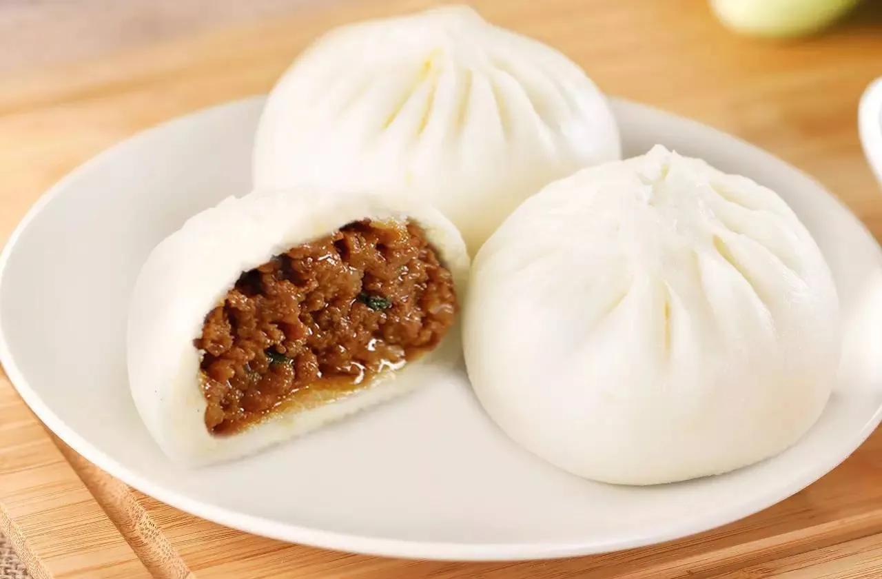 但是馅料一点都不含糊,外表粗犷但内涵丰富,对北方包子的味道赞不绝口