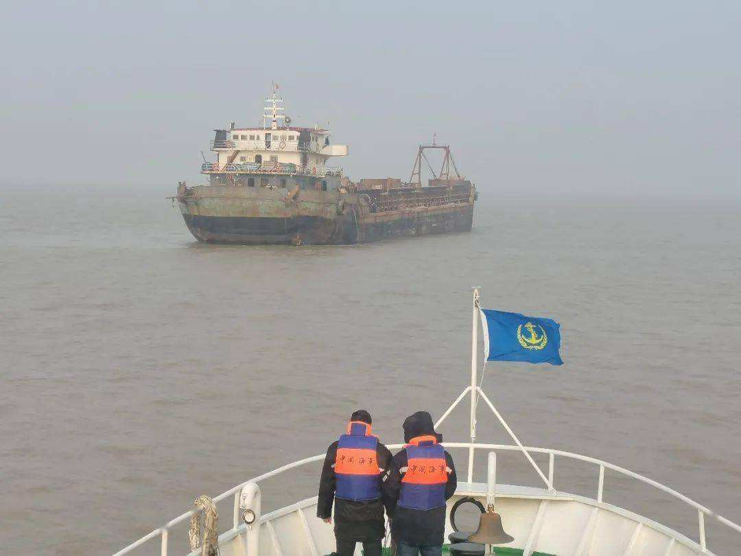 空中未来：5G网联无人机参与清理整治涉渔“三无”船舶专项行动