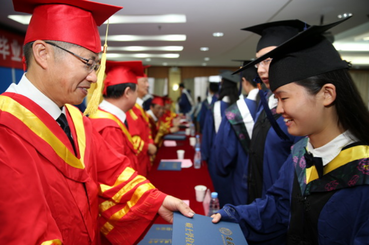 2022复旦物理学，招55人保研生占50人，考生：确定不是在闹着玩？