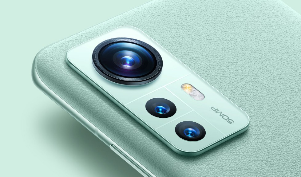 2022年换手机可以考虑这3款，耗电少性能强还不贵，能用到2027年