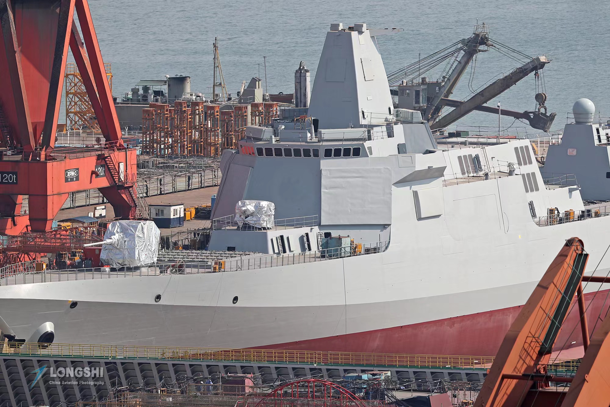 辽宁号航母参数004型航母参数