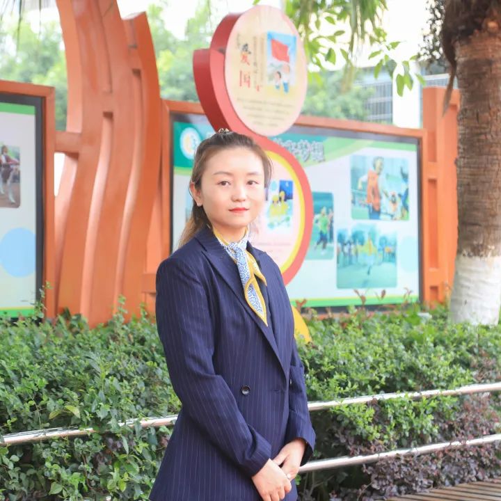 读书月，南湖小学继续深入开展书香校园建设和读书节活动