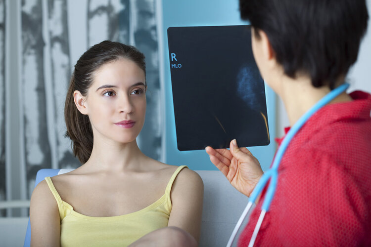 “外阴癌”确诊即晚期？提醒女性：出现6种异常，或是癌症信号