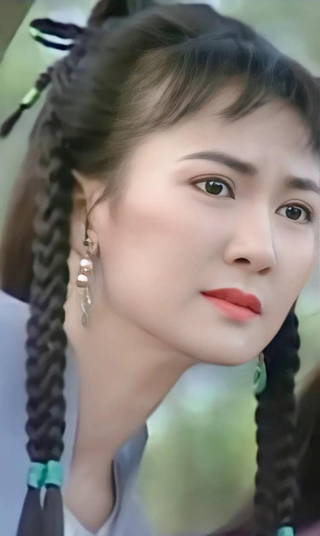 陈美琪版的小青太美，太可爱了